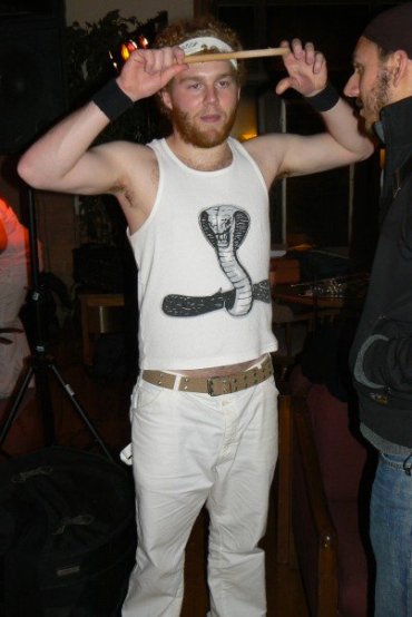 n1256370093_30123073_9791